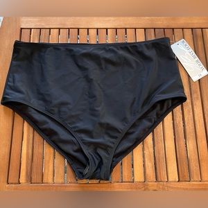 In Gear Womens Solid Midrise Swim Brief
